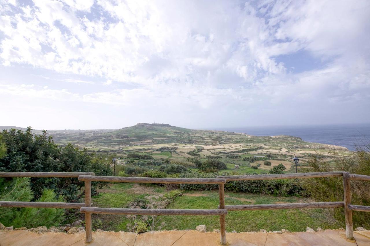 Apartment With Pool-Hosted By Sweetstay Zebbug  Exterior foto
